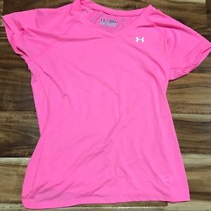 Pink Under Armour tshirt